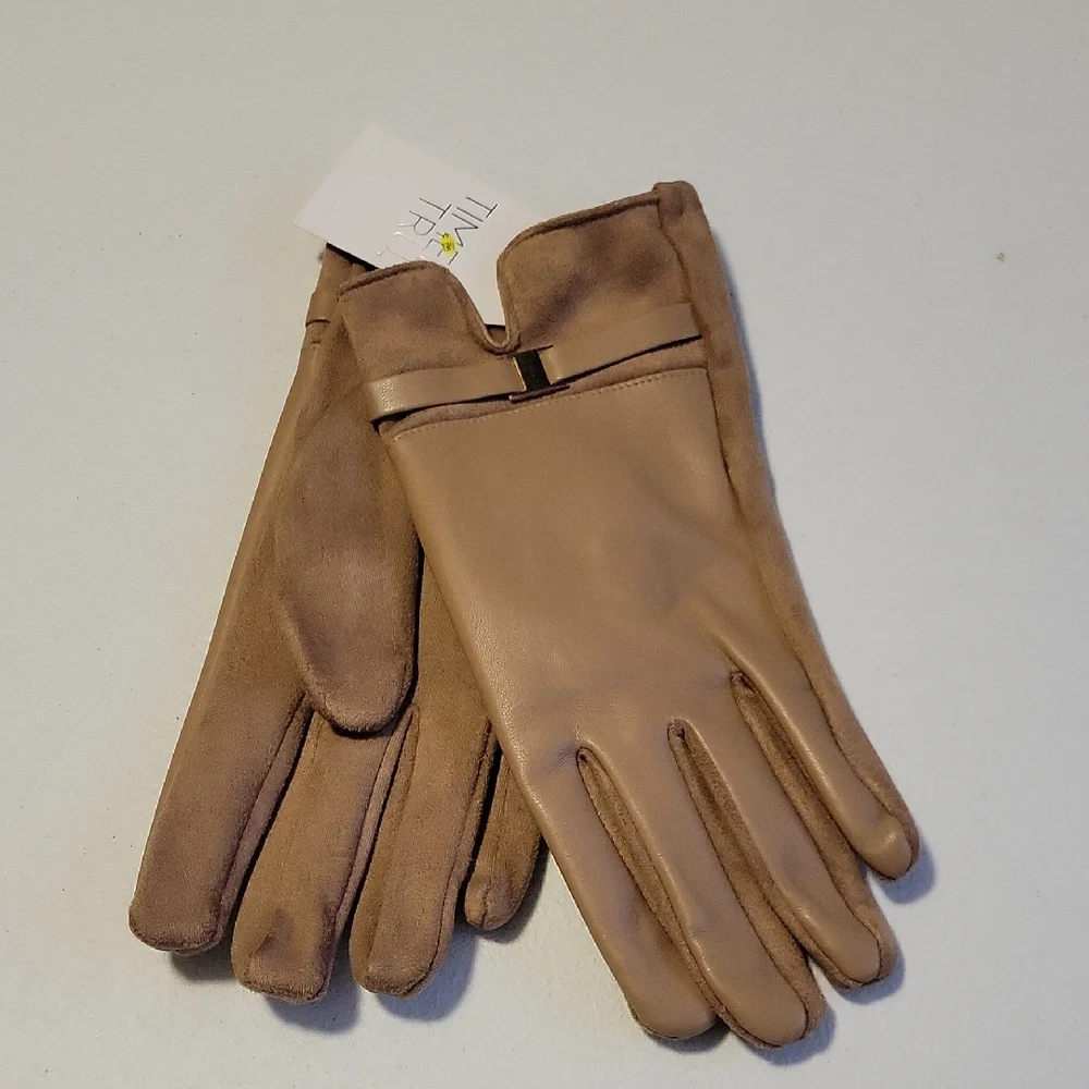 Tan Leather and Suede Gloves 2